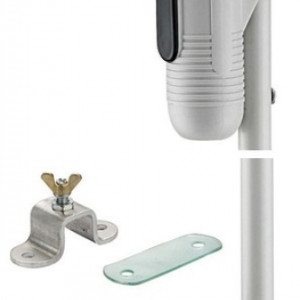 360° Led navigation light w/rod Run 3x C batteries, Until 7m and 7 knots.